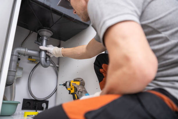 Best Shower Repair Services  in Westmont, CA